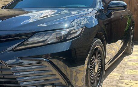 Toyota Camry, 2023 год, 3 000 000 рублей, 2 фотография