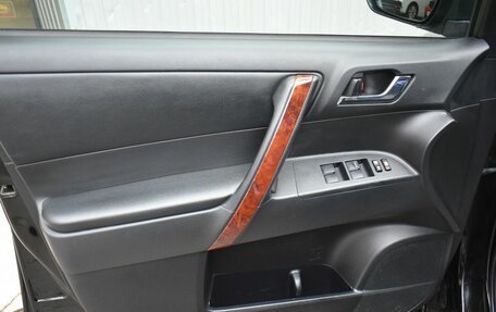 Toyota Highlander III, 2011 год, 1 749 000 рублей, 7 фотография