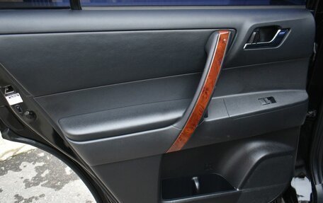 Toyota Highlander III, 2011 год, 1 749 000 рублей, 9 фотография