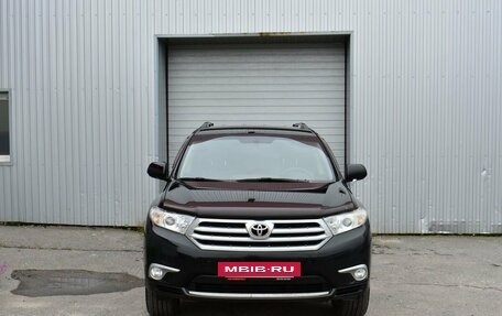 Toyota Highlander III, 2011 год, 1 749 000 рублей, 6 фотография
