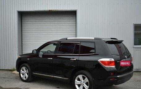Toyota Highlander III, 2011 год, 1 749 000 рублей, 3 фотография