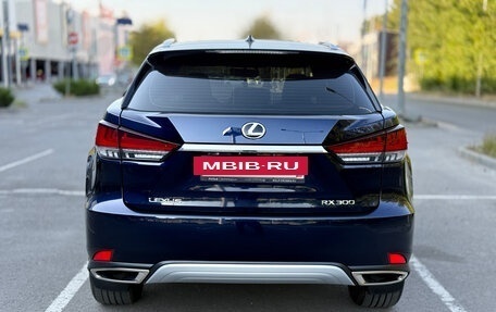 Lexus RX IV рестайлинг, 2019 год, 4 600 000 рублей, 8 фотография