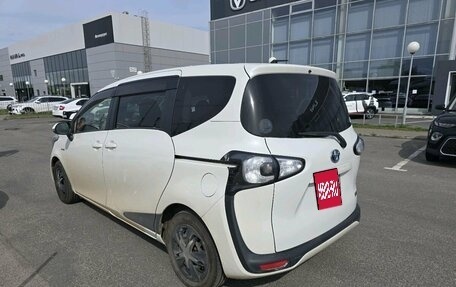 Toyota Sienta II, 2017 год, 1 419 000 рублей, 3 фотография