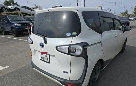 Toyota Sienta II, 2017 год, 1 419 000 рублей, 4 фотография