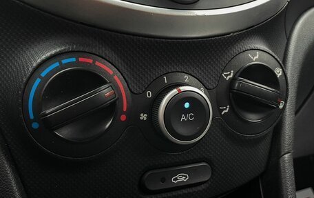 Hyundai Solaris II рестайлинг, 2012 год, 919 000 рублей, 17 фотография