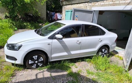 Volkswagen Polo VI (EU Market), 2013 год, 1 100 000 рублей, 2 фотография