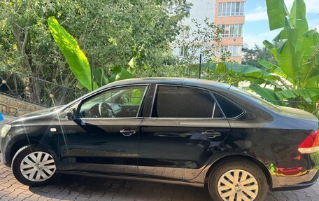 Volkswagen Polo VI (EU Market), 2012 год, 700 000 рублей, 2 фотография