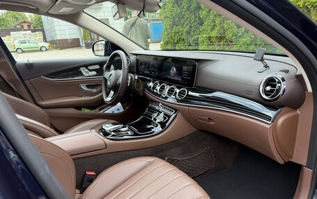 Mercedes-Benz E-Класс, 2016 год, 3 490 000 рублей, 10 фотография