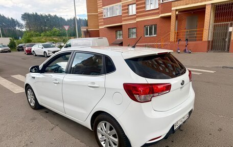 KIA Rio III рестайлинг, 2015 год, 895 000 рублей, 4 фотография