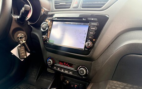 KIA Rio III рестайлинг, 2015 год, 895 000 рублей, 10 фотография