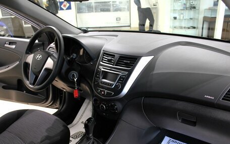 Hyundai Solaris II рестайлинг, 2016 год, 1 140 000 рублей, 8 фотография