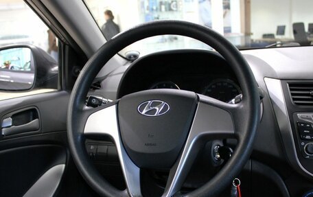 Hyundai Solaris II рестайлинг, 2016 год, 1 140 000 рублей, 12 фотография