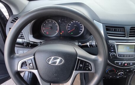 Hyundai Solaris II рестайлинг, 2016 год, 700 000 рублей, 15 фотография