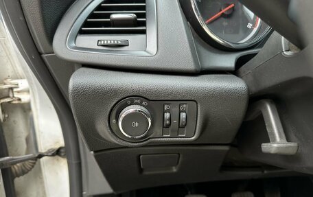 Opel Astra J, 2013 год, 749 000 рублей, 18 фотография