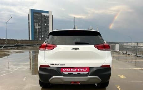 Chevrolet Tracker, 2022 год, 1 999 000 рублей, 6 фотография