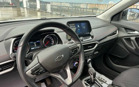 Chevrolet Tracker, 2022 год, 1 999 000 рублей, 16 фотография