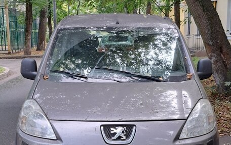 Peugeot Partner II рестайлинг 2, 2010 год, 460 000 рублей, 1 фотография