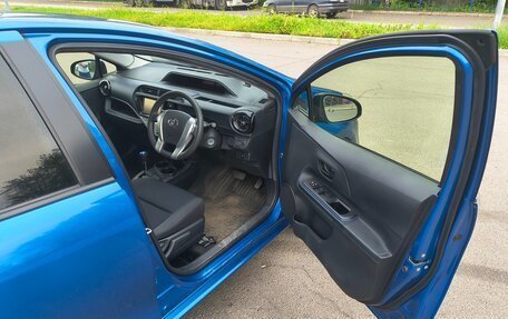 Toyota Aqua I, 2015 год, 1 100 000 рублей, 2 фотография