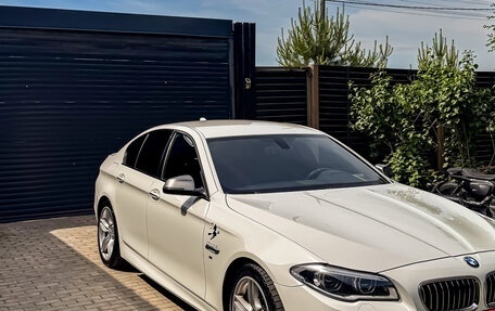 BMW 5 серия, 2015 год, 3 200 000 рублей, 6 фотография
