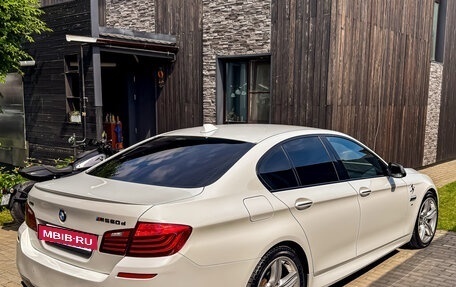 BMW 5 серия, 2015 год, 3 200 000 рублей, 3 фотография