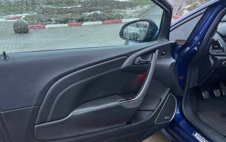 Opel Astra OPC J, 2013 год, 1 290 000 рублей, 37 фотография