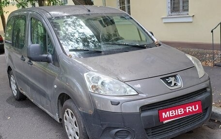Peugeot Partner II рестайлинг 2, 2010 год, 460 000 рублей, 2 фотография