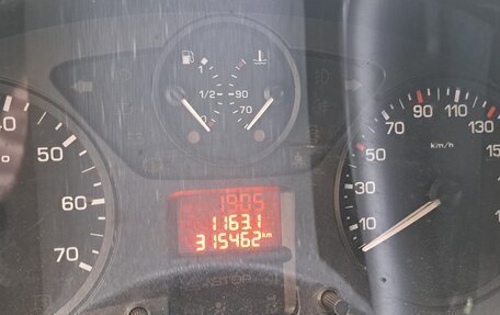 Peugeot Partner II рестайлинг 2, 2010 год, 460 000 рублей, 13 фотография
