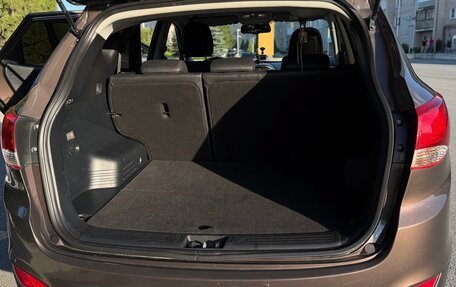 Hyundai ix35 I рестайлинг, 2013 год, 1 400 000 рублей, 28 фотография