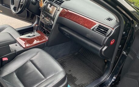 Toyota Camry, 2012 год, 1 500 000 рублей, 13 фотография