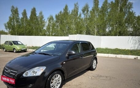 KIA cee'd I рестайлинг, 2008 год, 700 000 рублей, 2 фотография