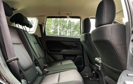 Mitsubishi Outlander III рестайлинг 3, 2013 год, 1 179 000 рублей, 11 фотография
