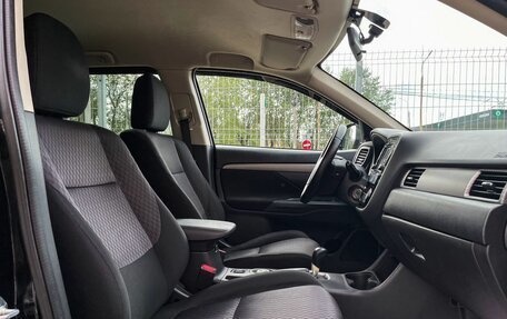 Mitsubishi Outlander III рестайлинг 3, 2013 год, 1 179 000 рублей, 12 фотография