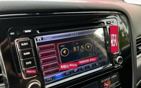 Mitsubishi Outlander III рестайлинг 3, 2013 год, 1 179 000 рублей, 17 фотография