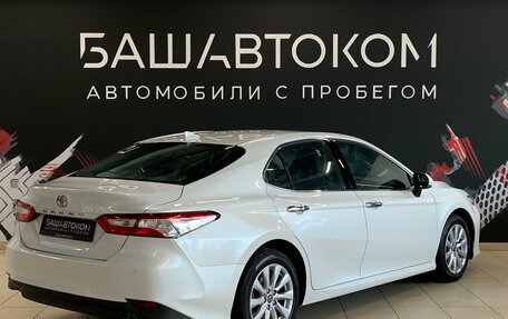 Toyota Camry, 2019 год, 2 500 000 рублей, 4 фотография