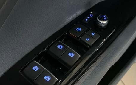 Toyota Camry, 2019 год, 2 500 000 рублей, 15 фотография