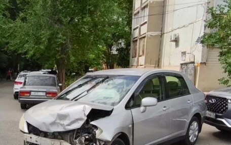 Nissan Tiida, 2005 год, 200 000 рублей, 2 фотография