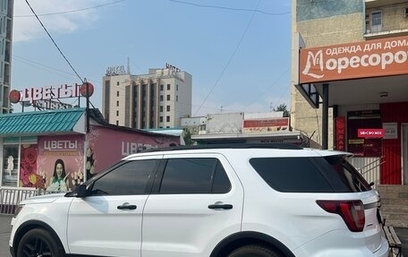 Ford Explorer VI, 2017 год, 2 700 000 рублей, 20 фотография