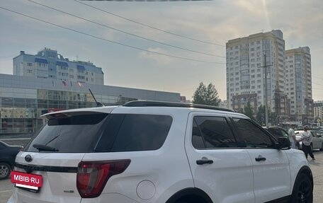 Ford Explorer VI, 2017 год, 2 700 000 рублей, 17 фотография