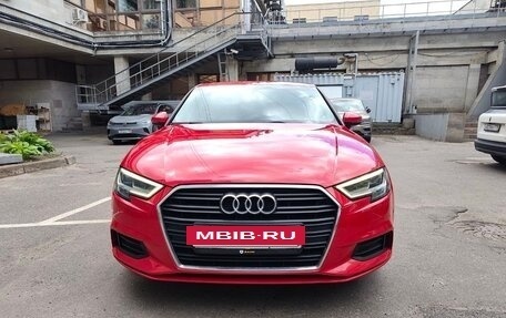 Audi A3, 2018 год, 1 800 000 рублей, 2 фотография