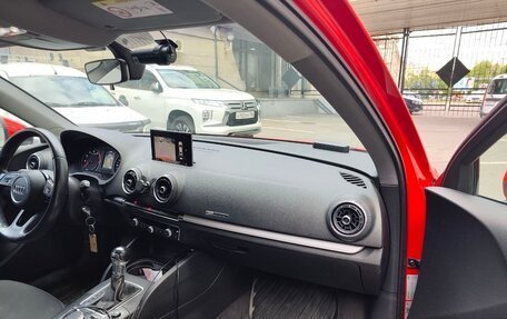 Audi A3, 2018 год, 1 800 000 рублей, 11 фотография