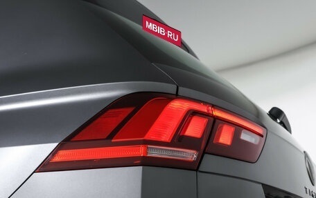 Volkswagen Tiguan II, 2021 год, 3 099 000 рублей, 20 фотография