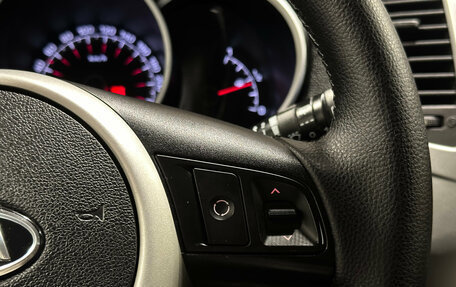 KIA Venga I, 2012 год, 1 050 000 рублей, 17 фотография