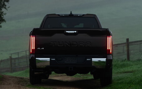 Toyota Tundra, 2025 год, 9 050 000 рублей, 4 фотография