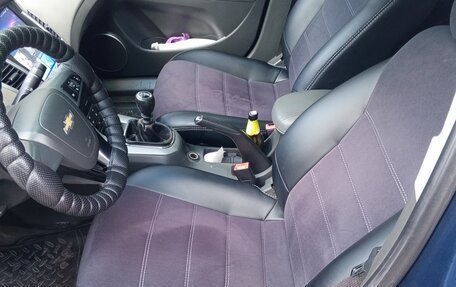 Chevrolet Cruze II, 2010 год, 570 000 рублей, 10 фотография