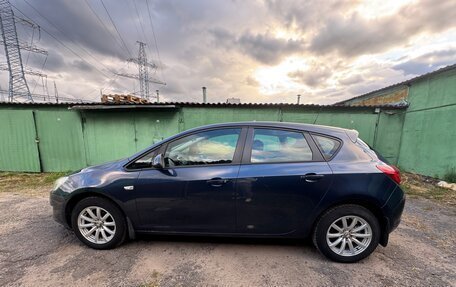 Opel Astra J, 2011 год, 1 000 000 рублей, 4 фотография