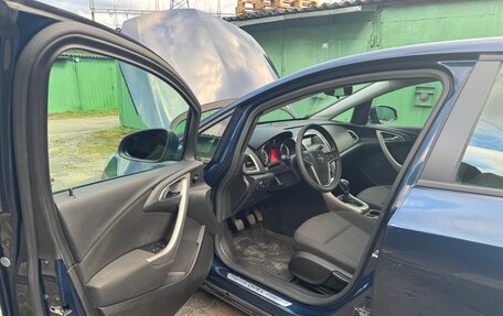 Opel Astra J, 2011 год, 1 000 000 рублей, 6 фотография