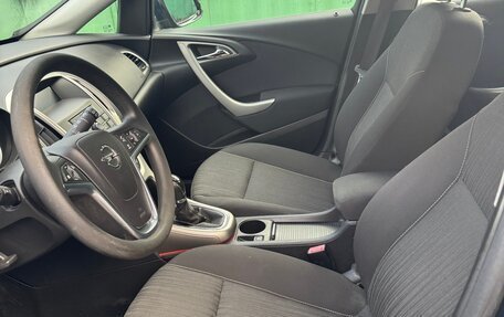Opel Astra J, 2011 год, 1 000 000 рублей, 7 фотография