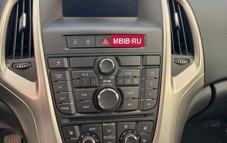 Opel Astra J, 2011 год, 1 000 000 рублей, 10 фотография