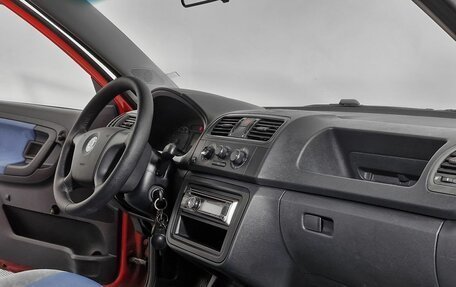 Skoda Fabia II, 2009 год, 329 000 рублей, 10 фотография