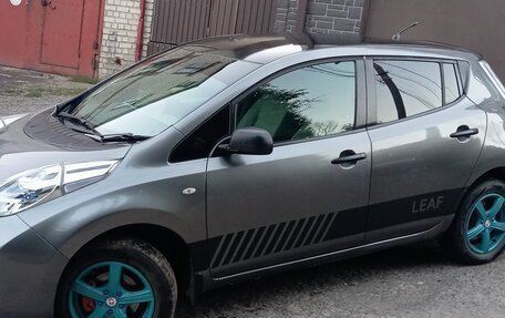 Nissan Leaf I, 2013 год, 1 150 000 рублей, 4 фотография